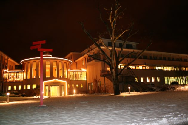 winterliche Beleuchtung Seehotel